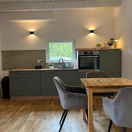 Ruhrtal Freienohl Mit Parkplatz Und Klimaanlage Chalet *