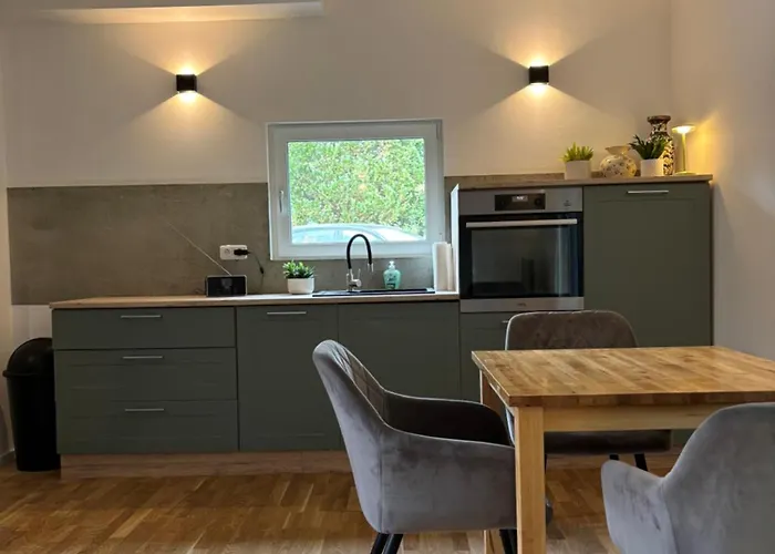 Ruhrtal Freienohl Mit Parkplatz Und Klimaanlage Chalet *